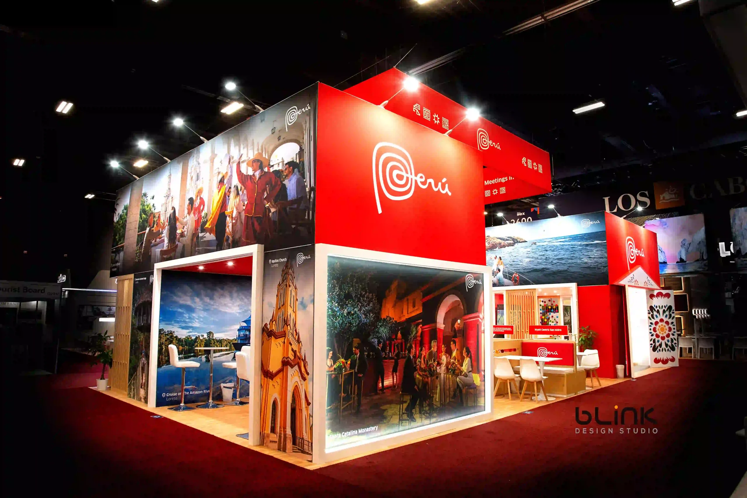 peru-booth-lightbox-gallery-angle